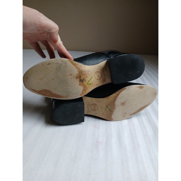 Michael Kors Boots 7.5 M Pebbled Grain Leather Britton Ankle Logo Preppy Classic - Picture 12 of 15